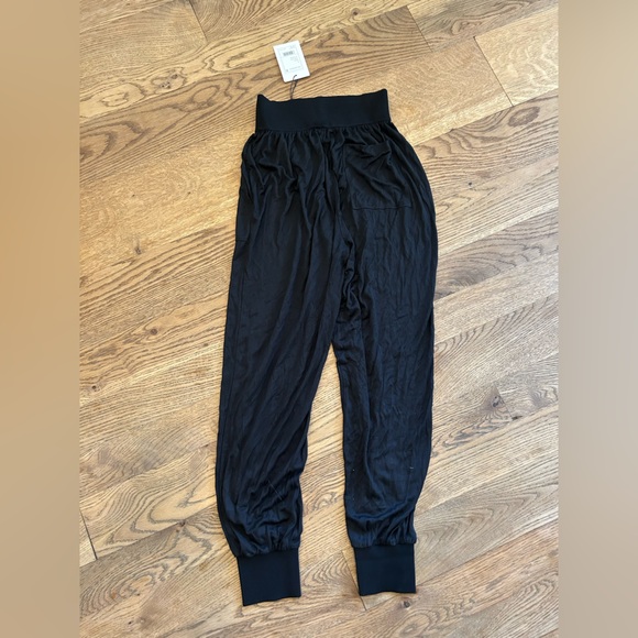 Theory black silky knit rib ribbed  joggers b5 - Picture 2 of 6